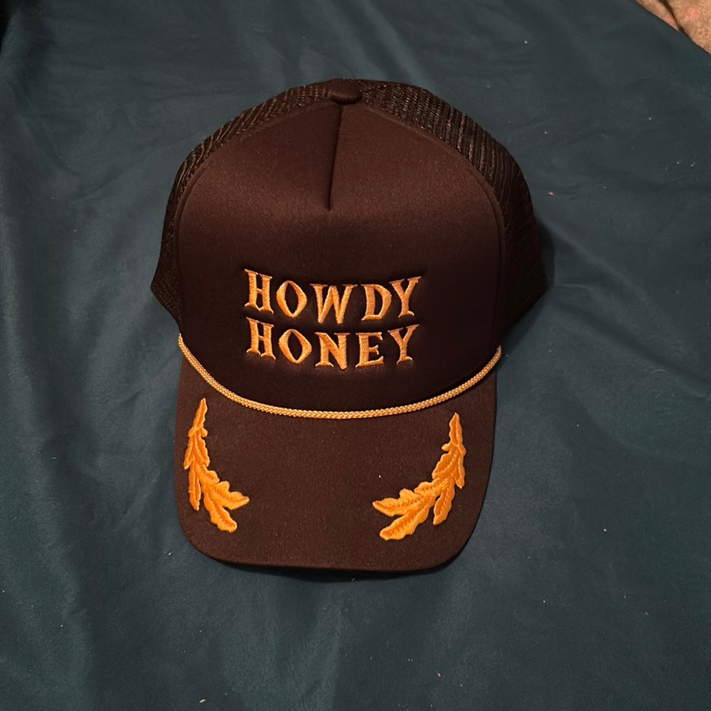 Howdy honey hat